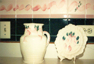 Plate and jug accessories for kitchen mural